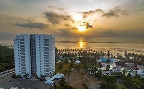 Sun N Sand Beach Resort